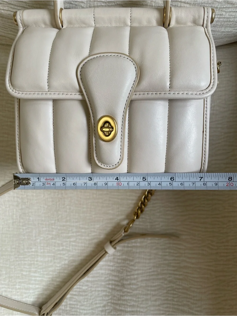 Coach Willis18 Top Handle Turnlock Quilted Crossbody Special Edition Gold Chain